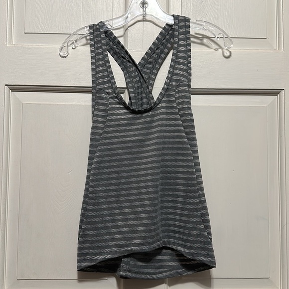 ZYIA Women’s Active Gray Nimbus Crisscross Open Back Tank Top Size XS - Picture 2 of 8
